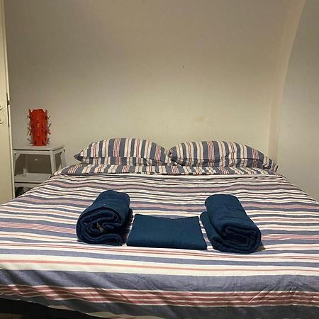 Little Flat - Bari Heart Apartment Luaran gambar